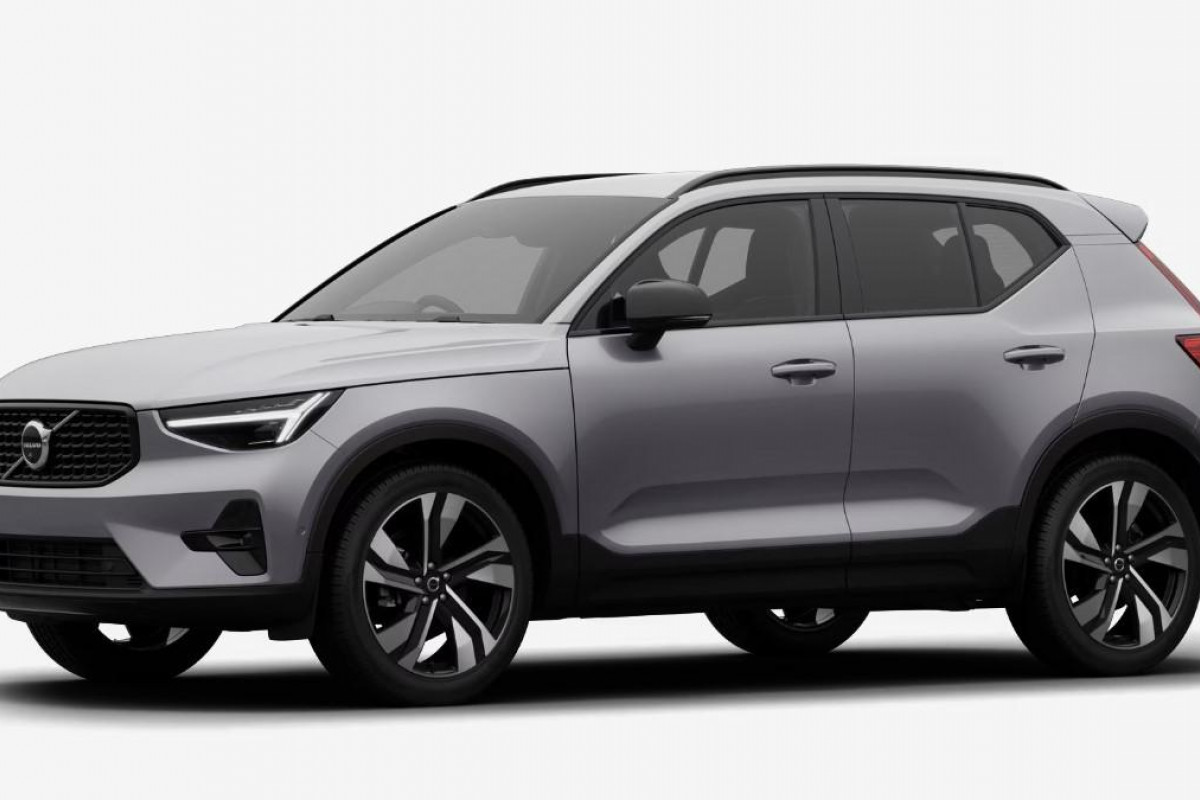 2025 MY26 Volvo XC40 XZ Ultra B4 Dark SUV