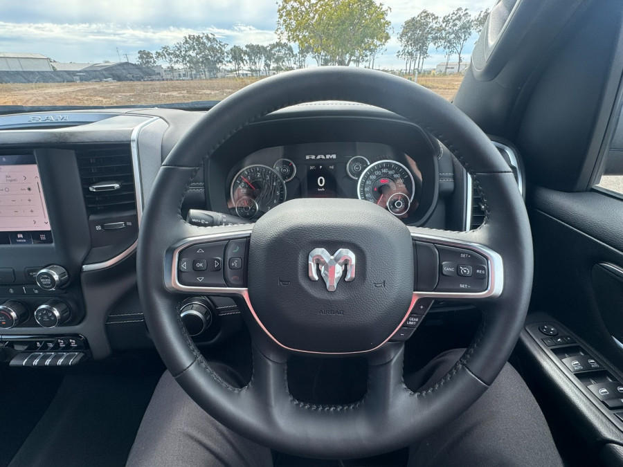 2024 Ram 1500 STD Big Horn SWB Crew Cab Image 15