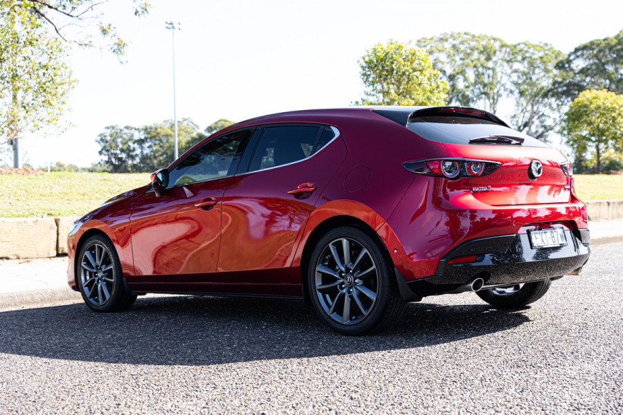 2020 Mazda 3 BP G20 Touring Hatch Image 9