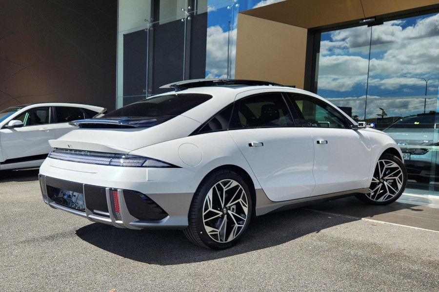 2023 Hyundai IONIQ 6 CE.V1 Epiq Sedan Image 31