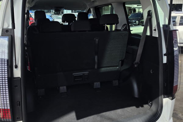 2025 MY26 Hyundai Staria US4.V3 SUV Image 12