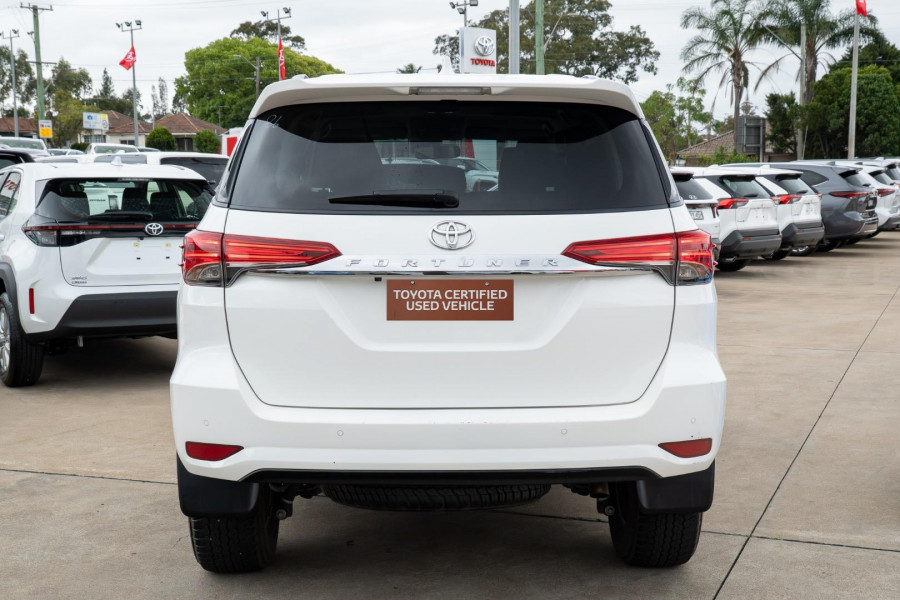 2024 Toyota Fortuner GUN156R GXL SUV Image 5