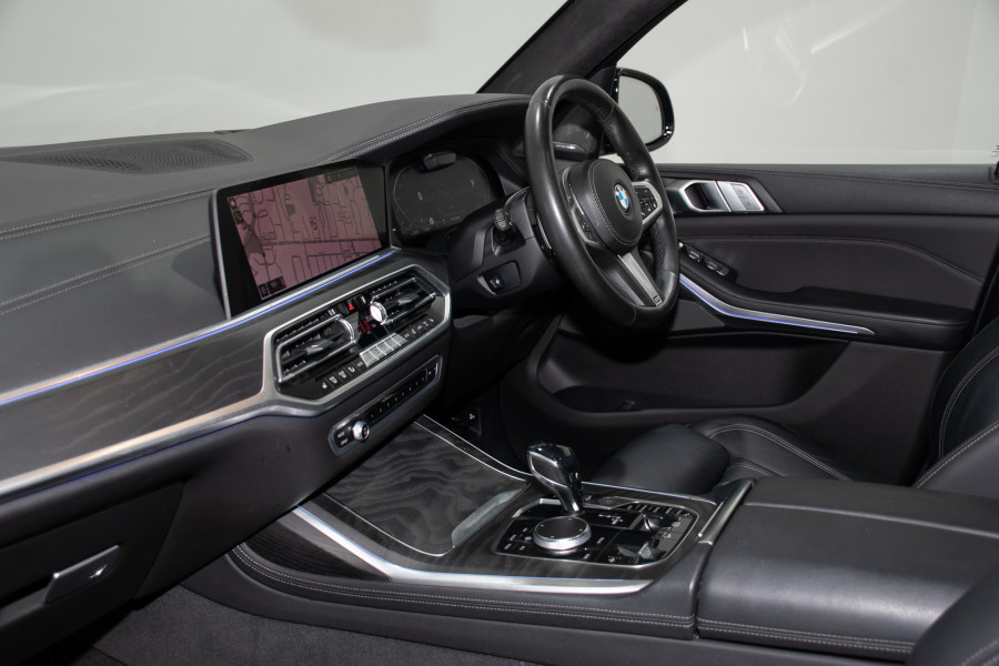 2019 BMW X7 Xdrive30d SUV Image 28