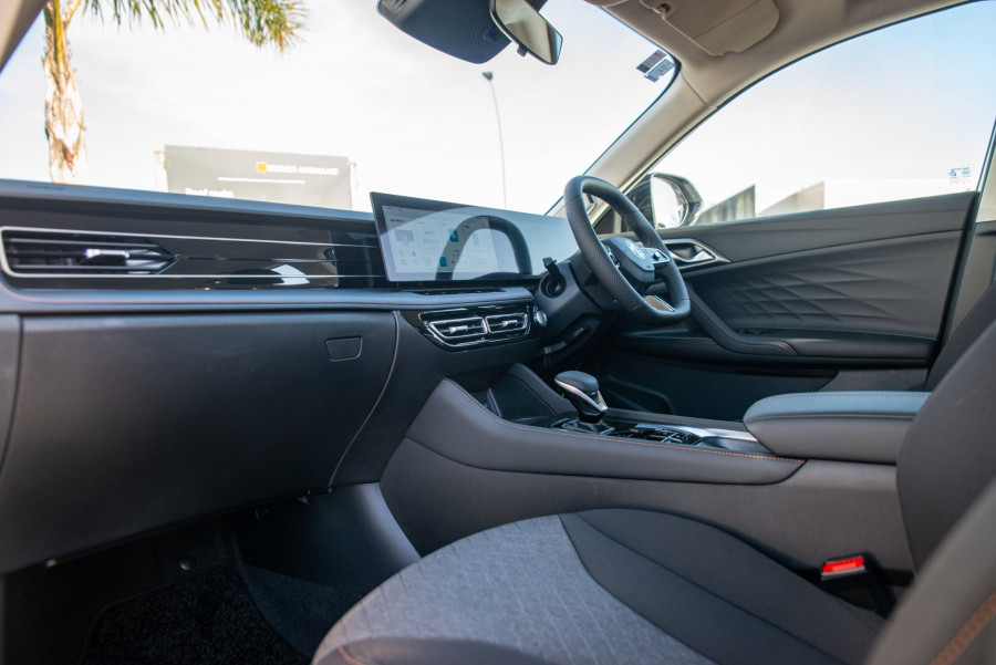 2026 MG HS Excite Hybrid+ SUV Image 15