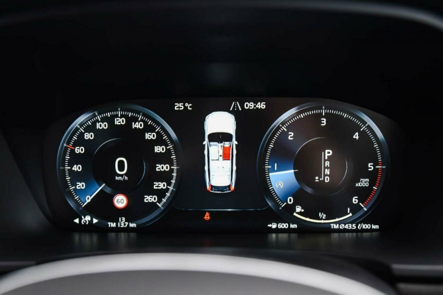 2019 MY20 Volvo V90 Cross Country P Series MY20 D5 Geartronic AWD Wagon Image 14