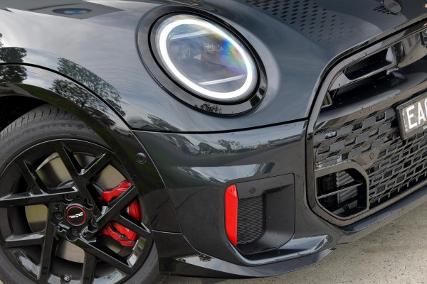 2026 MINI Cooper F66 JCW Favoured Hatch image 27