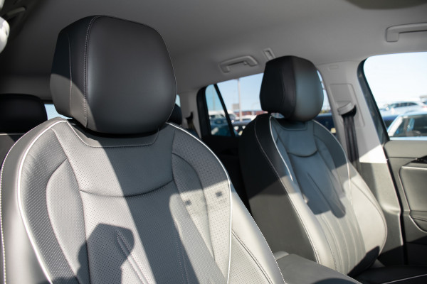2025 Volkswagen Tayron R4 150TSI Elegance SUV image 9