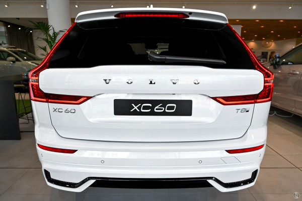 2026 Volvo XC60 UZ Ultra T8 Plug-in Hybrid Dark SUV Image 3