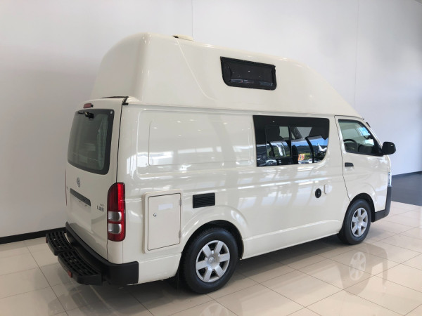 2018 Toyota Hiace TRH221R High roof van