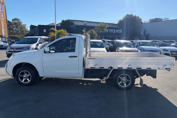 2015 Isuzu D-MAX  SX Cab Chassis Image 9