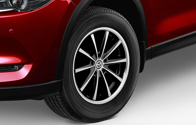 17-inch silver alloy wheels