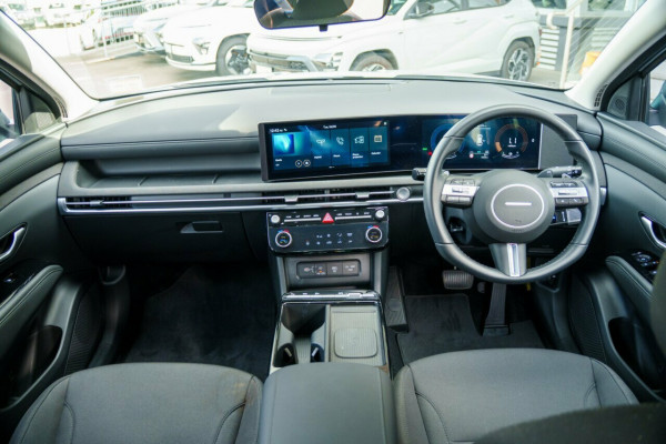 2026 Hyundai Tucson hybrid NX4.V4 BASE MODEL SUV Image 16