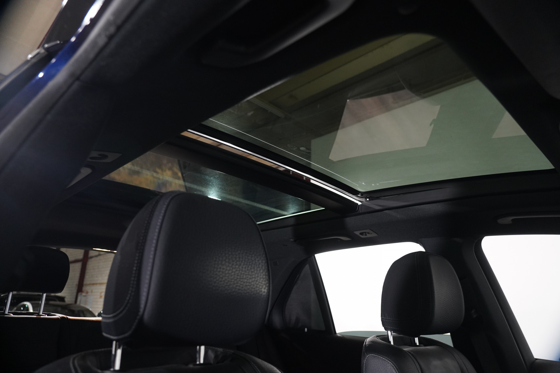 2021 Mercedes-Benz Gle 300 D 4matic SUV Image 25
