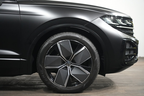 2024 Volkswagen Touareg 210TDI R-Line SUV image 5