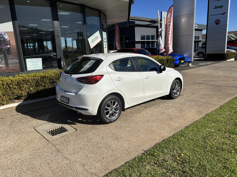 2024 Mazda 2 DJ Series G15 Pure Hatch Image 3