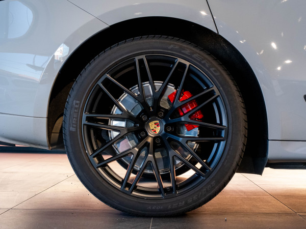 2022 MY23 Porsche Macan 95B GTS SUV image 30