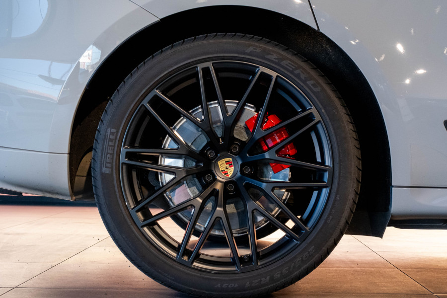 2022 MY23 Porsche Macan 95B GTS SUV