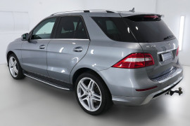 2013 Mercedes-Benz M-class W166 ML350 BlueTEC Wagon Image 4