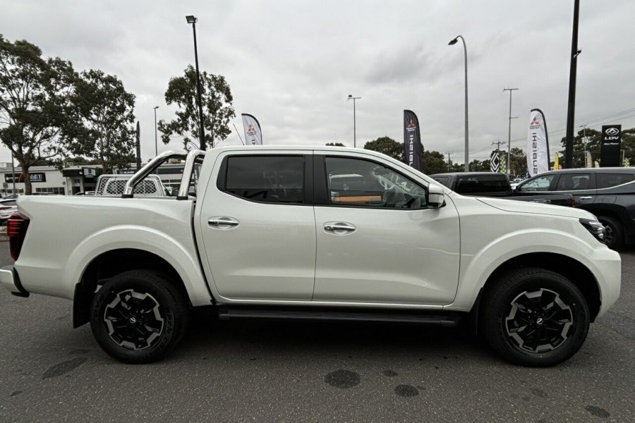 2024 Nissan Navara D23 ST-X Ute Image 8