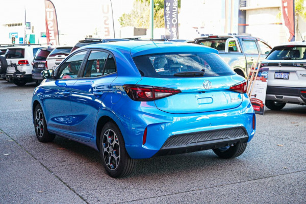 2024 MY24.5 MG MG3 ZP22 Essence Hybrid+ Hatch Image 5