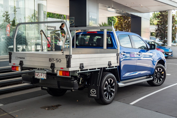 2025 Mazda BT-50 TF GT Cab Chassis Image 2