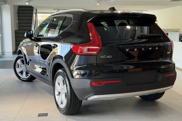 2025 MY26 Volvo XC40 XZ Plus B4 SUV Image 3