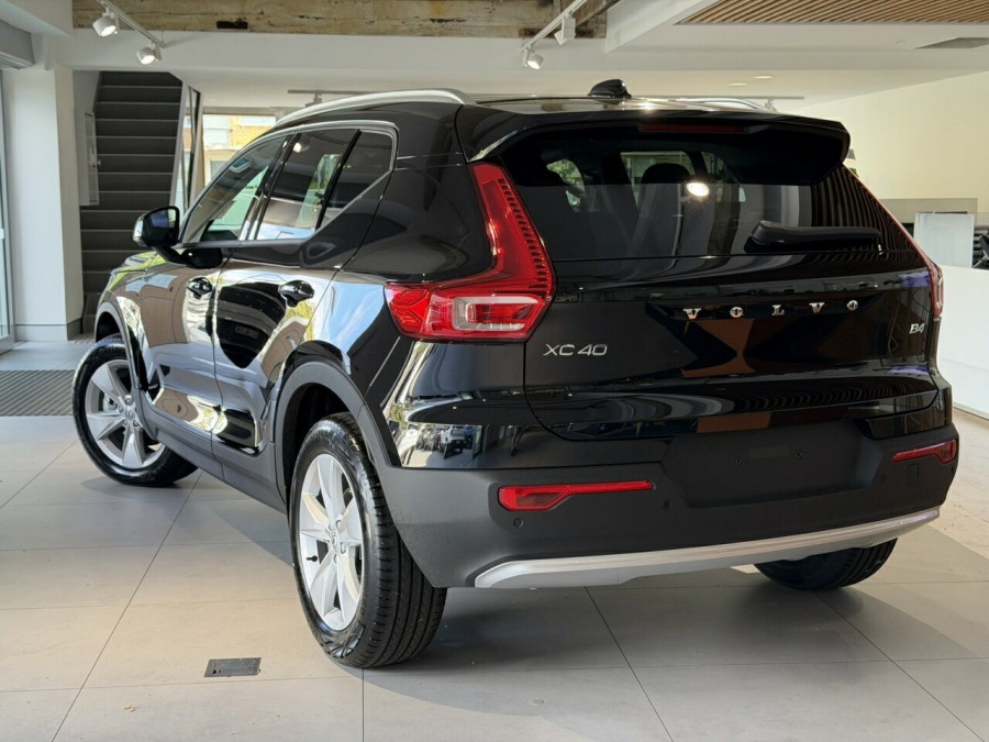 2025 MY26 Volvo XC40 XZ Plus B4 SUV Image 3