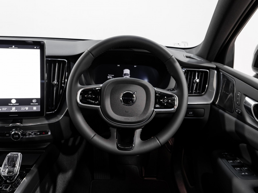 2026 Volvo XC60 UZ B5 AWD Ultra Dark SUV Image 18