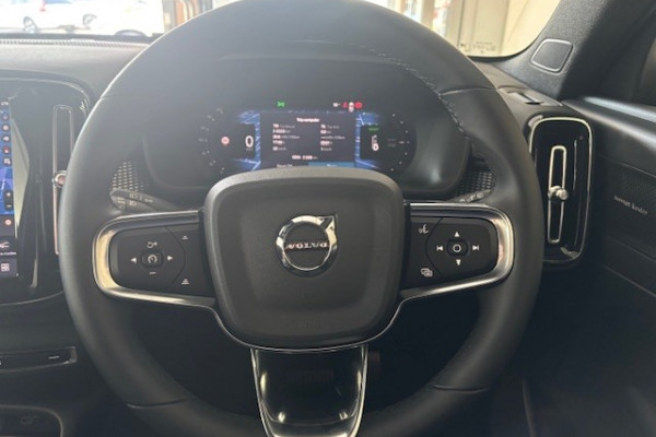 2025 MY26 Volvo EX40  Ultra Single Motor Extended Range SUV Image 11