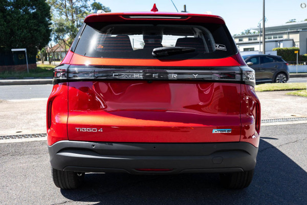 2026 Chery Tiggo 4  Hybrid Urban SUV Image 3