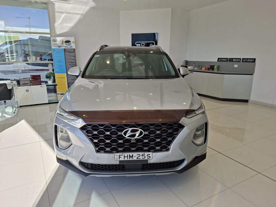 2018 Hyundai Santa Fe DM5 Series II Highlander SUV Image 2