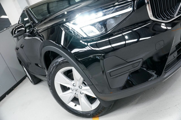 2025 MY26 Volvo XC40 XZ Plus B4 SUV Image 2