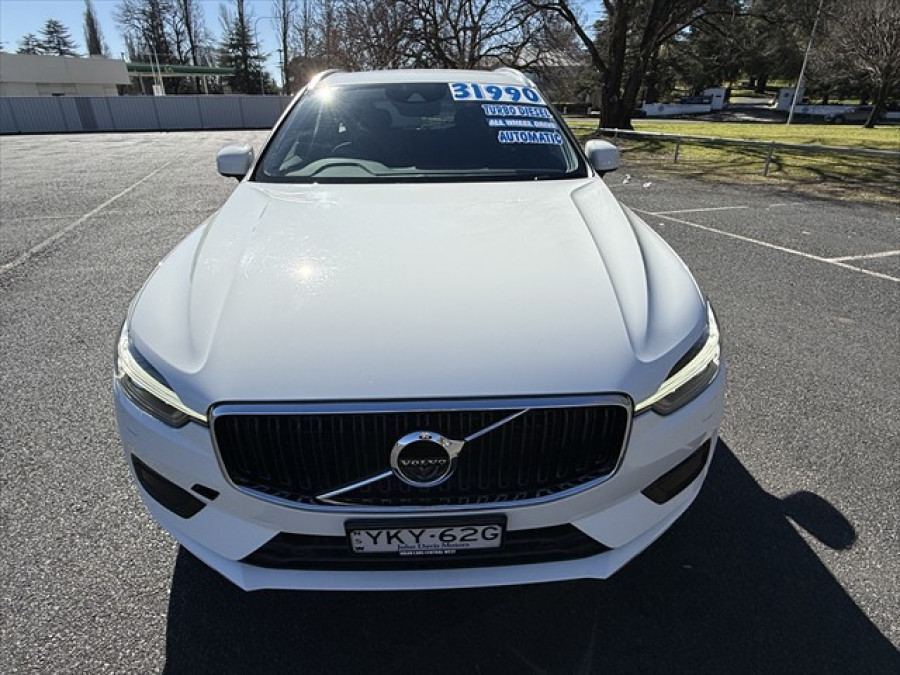 2020 MY21 Volvo XC60 UZ D4 Momentum SUV Image 8