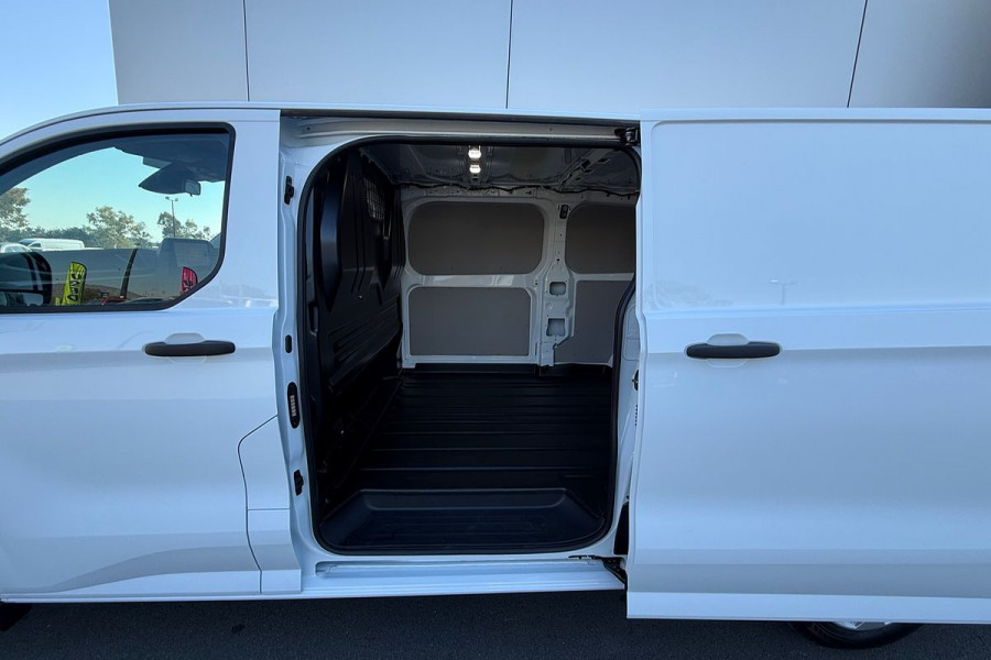 2024 MY23.75 Ford Transit Trend LWB Van Image 9
