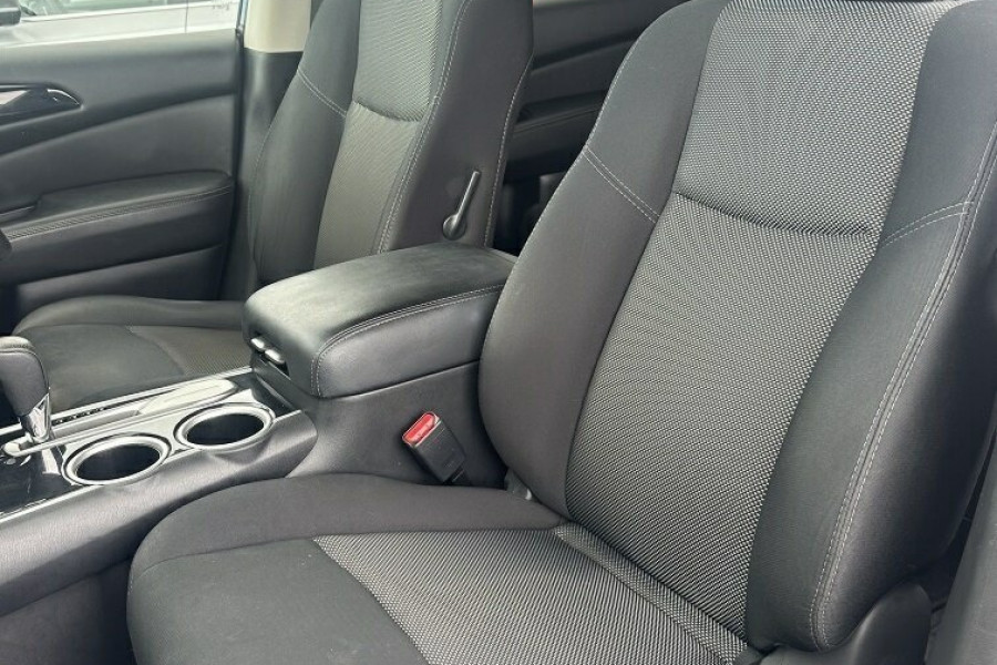 2019 Nissan Pathfinder R52 Series III ST SUV Image 30