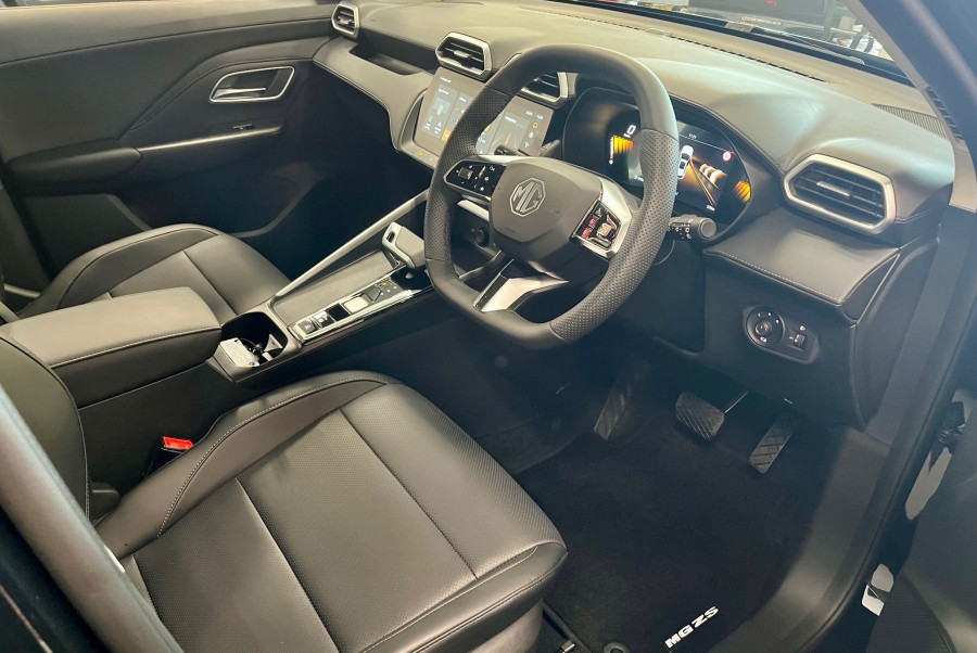 2025 MG ZS Essence 1.5Pt/Cvt SUV Image 7