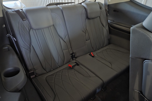 2026 MY25 LDV D90 SV9A Executive SUV Image 11