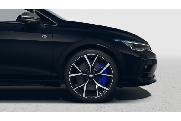 2026 MY25 Volkswagen Golf 8.5 R Hatch Image 4