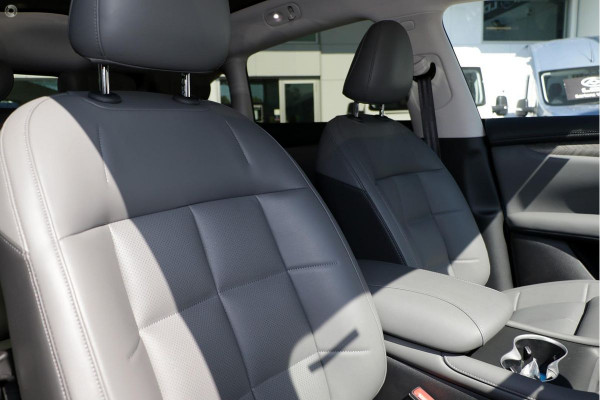 2025 MG IM6 S12L Platinum SUV Image 8