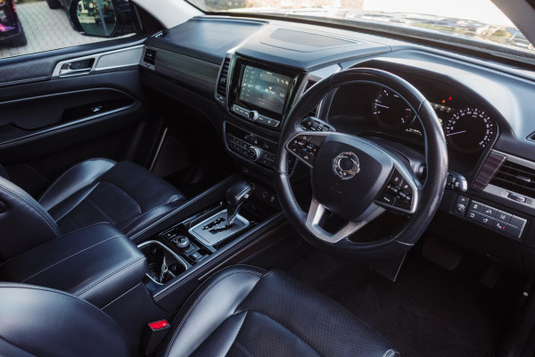 2019 SsangYong Rexton Y400 Ultimate SUV Image 11