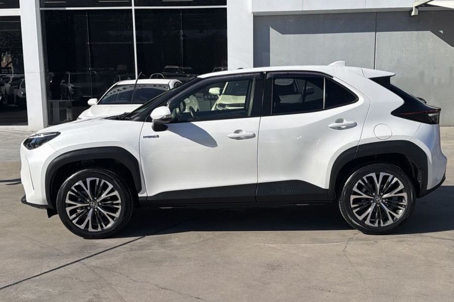 2022 Toyota Yaris Cross MXPJ10R Urban SUV Image 8