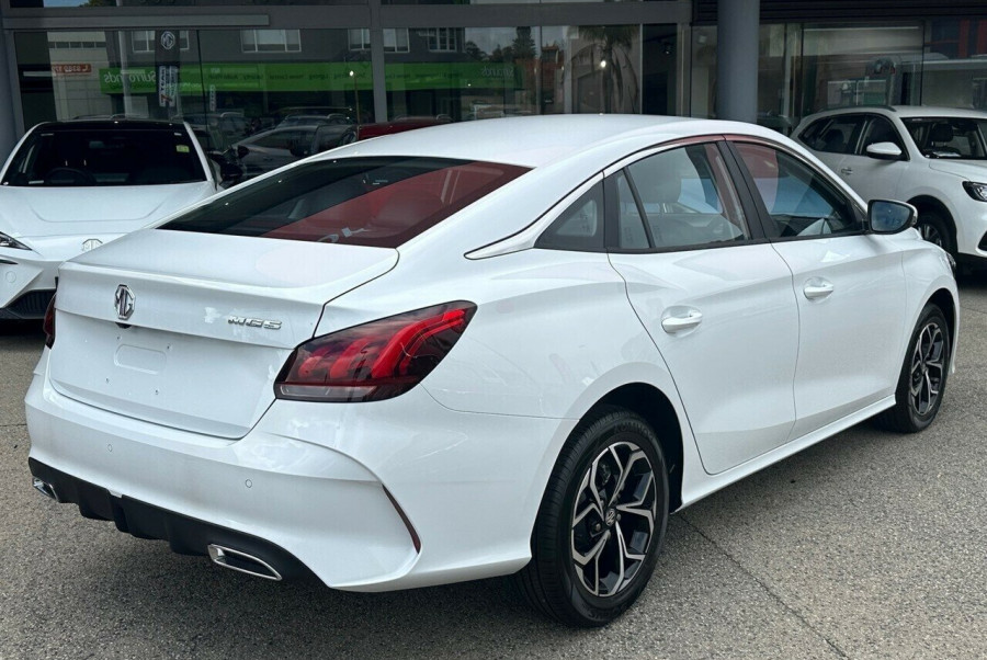 2024 MY23 MG MG5 AP32 Vibe Sedan Image 18