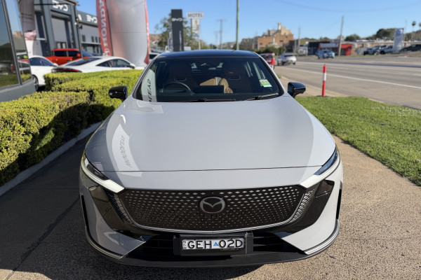 2026 Mazda 6e  E35 Atenza Hatch Image 8