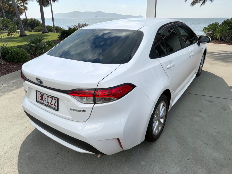 2021 Toyota Corolla ZWE211R SX Hybrid Sedan Image 3