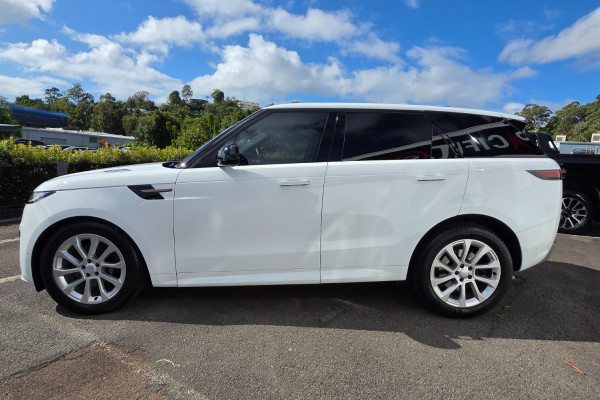 2023 MY24 Land Rover Range Rover Sport L461 D300 Dynamic SE SUV Image 6