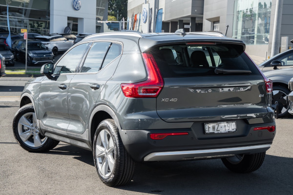 2026 Volvo XC40 XZ Plus B4 SUV Image 8