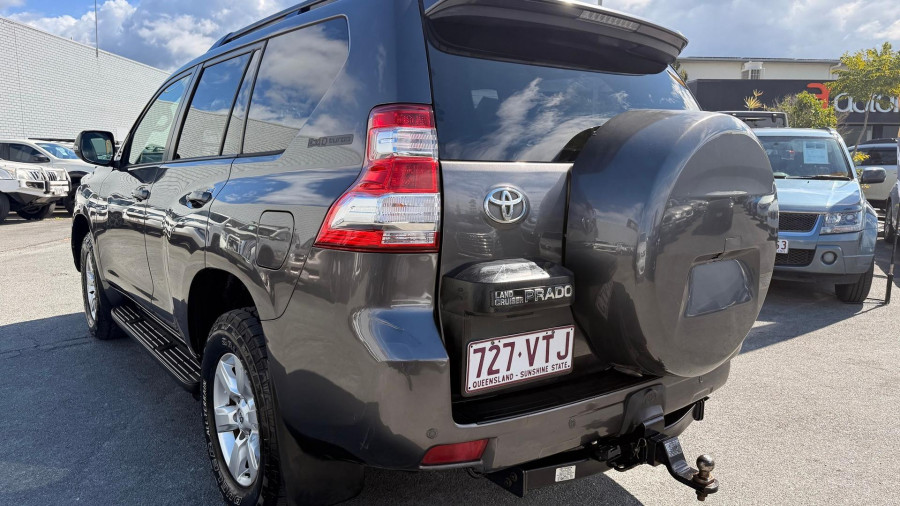 2012 Toyota LandCruiser Prado KDJ150R Kakadu SUV Image 11