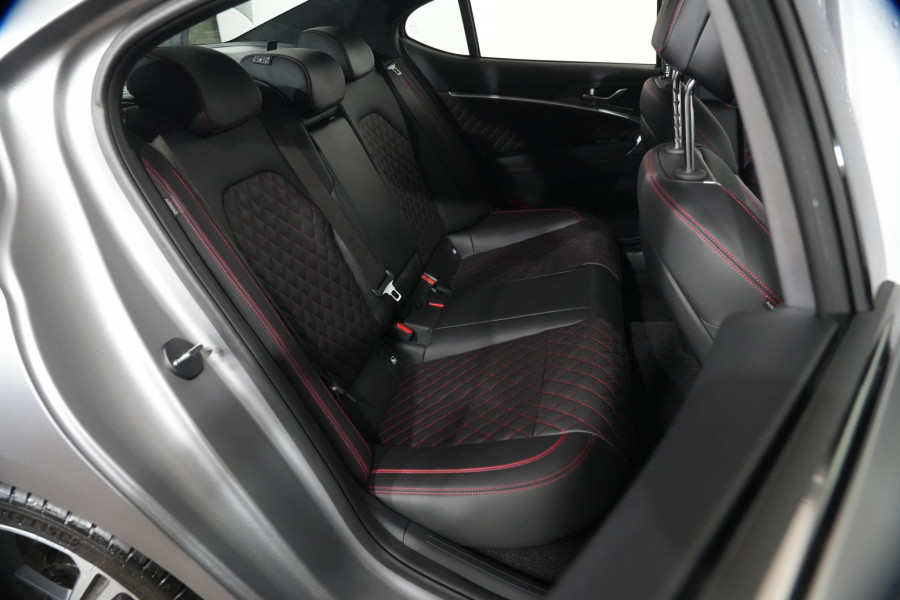 2025 Genesis G70 3.3t Sport Lux Sedan Image 31