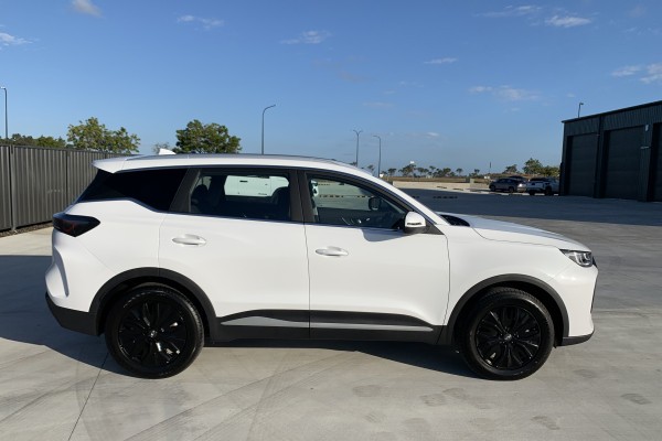 2026 Chery Tiggo 7 T32 Super Hybrid Urban SUV Image 8