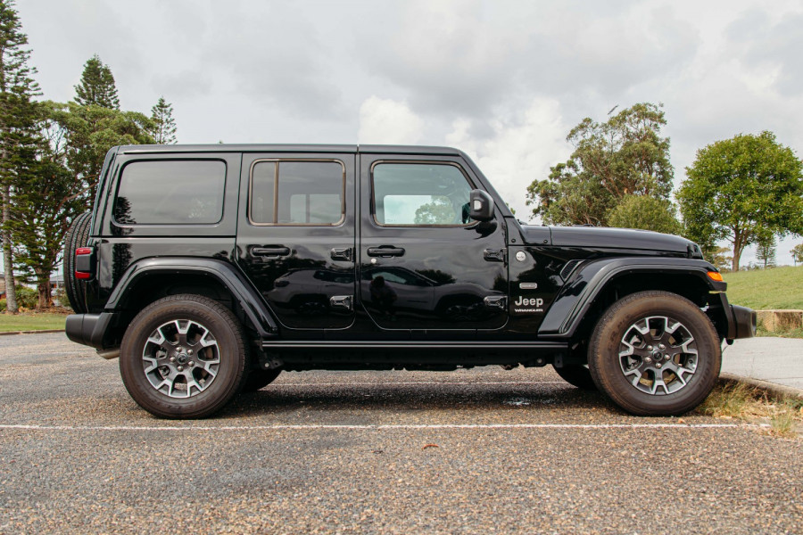 2023 MY24 Jeep Wrangler JL Unlimited Overland SUV Image 8